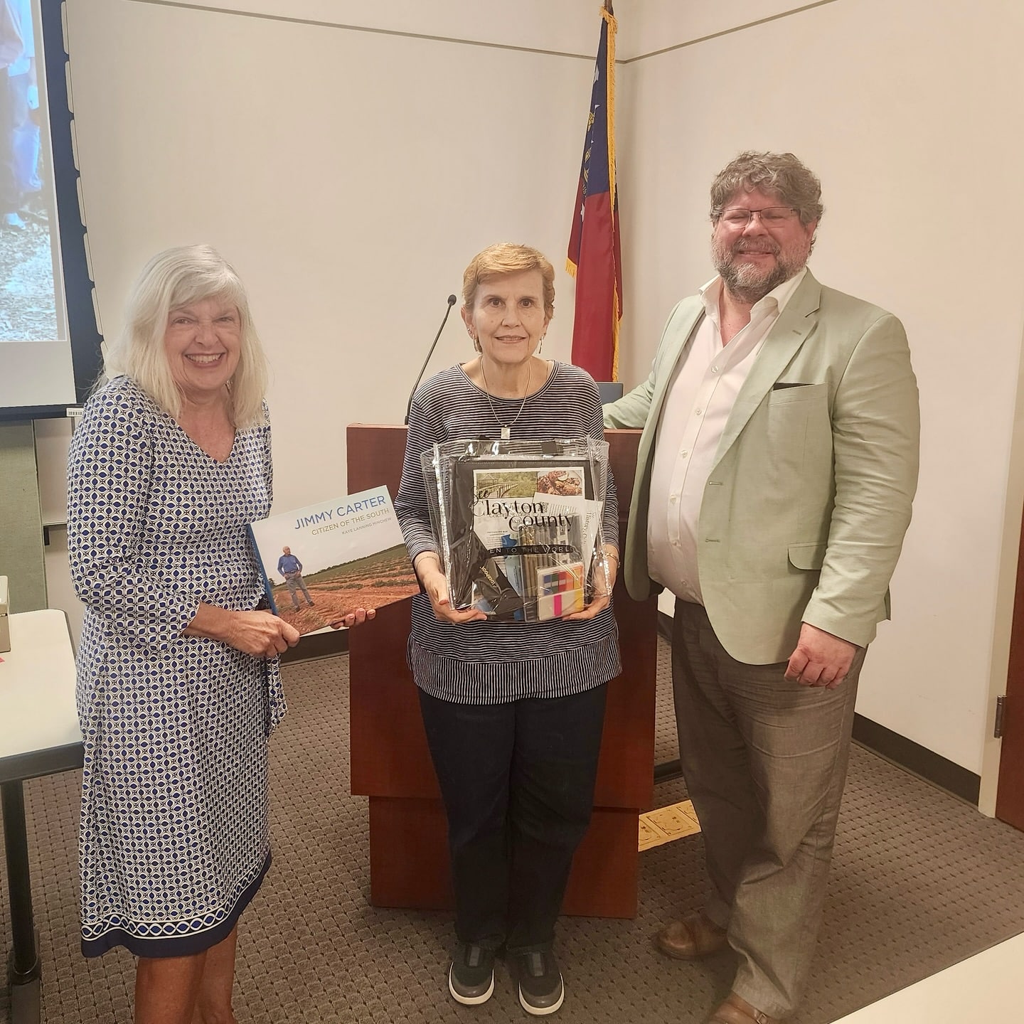 Lastly, congratulations to the winner of our Random Acts of Tourism with the @georgiaarchives!
The highlight of this giveaway was a copy of the book Jimmy Carter: Citizen of the South autographed by the author, Kaye Lanning Minchew (seen holding the book in the image above.)
Thank you, Christopher & Robin for the photo!
#claytoncountyga #southsideatl #seeclaytoncountyga #georgiaarchives #morrowga #forestparkga #lakecityga #riverdalega #jonesboroga #lovejoyga