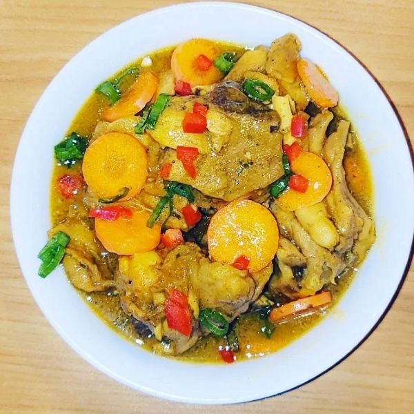 curry chicken with peppers